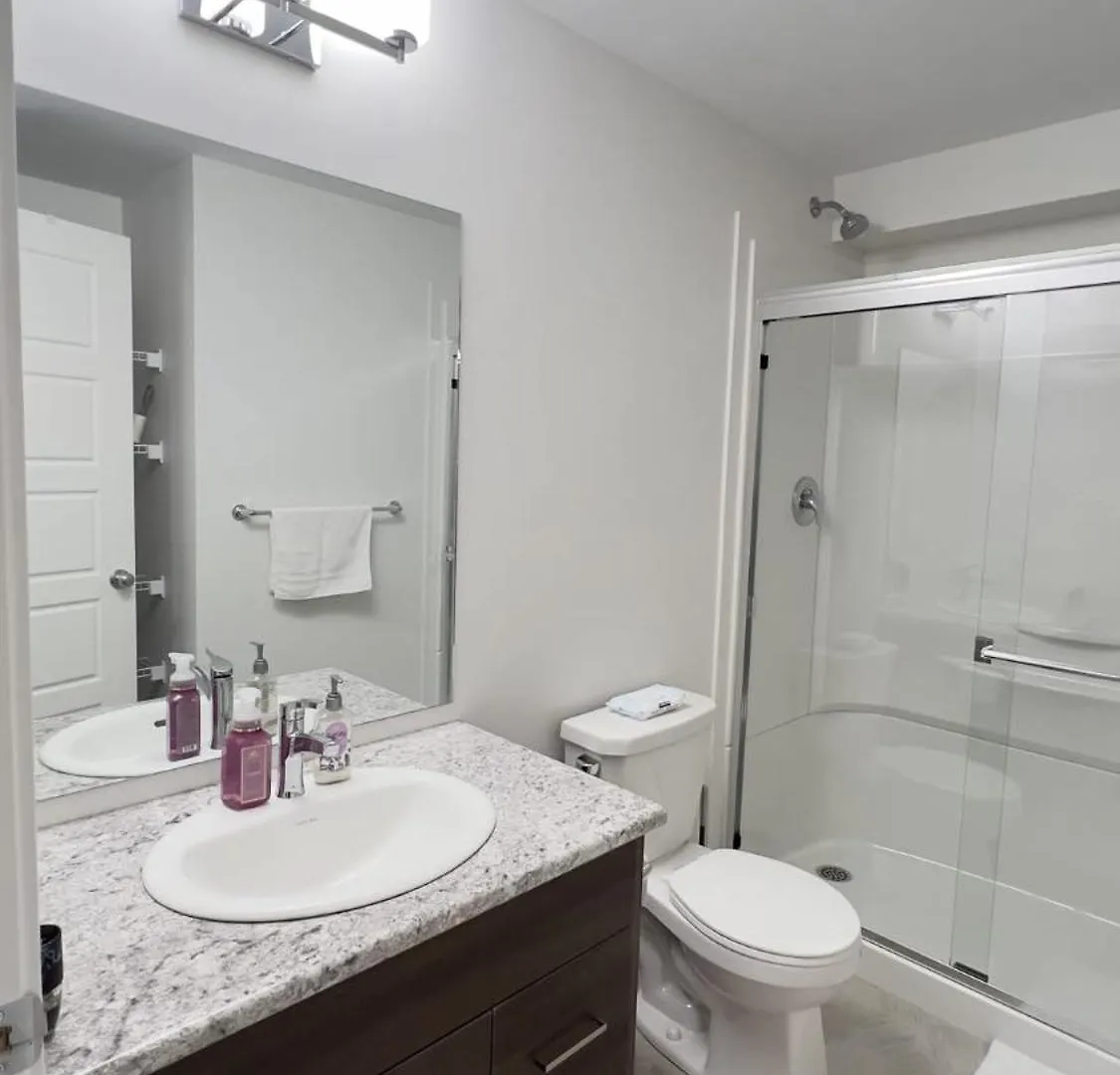 Guest house Entire Guest Suite In Winnipeg, Separate Entrance Canada